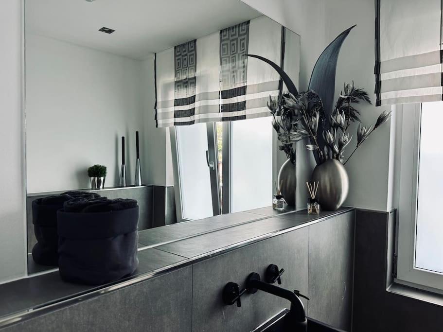Moderne Ferienwohnung Zweifall Stolberg  Bagian luar foto