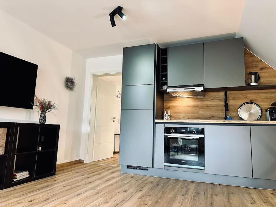 Moderne Ferienwohnung Zweifall Stolberg  Bagian luar foto